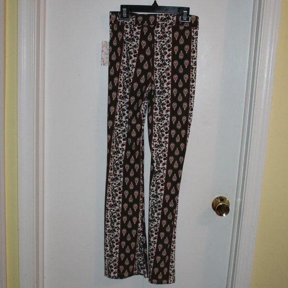 Pink Rose Knit Pants - Picture 2 of 2